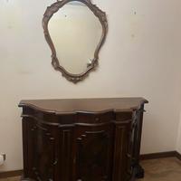 Mobile in legno e specchio