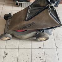 Tosaerba elettrico Honda HRE 410