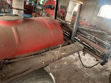 Botte diserbo pompa per irrigare