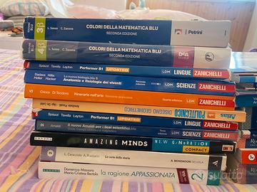 LIBRI SUPERIORI USATI