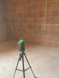 Laser parkside con tipede