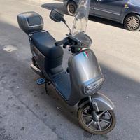 Scooter elettrico