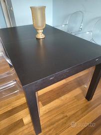 tavolo marrone scuro allungabile ikea