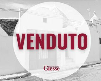 Rustico / Casale di 120 m² con 4 locali a Alberobe