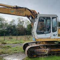 ESCAVATORE LIEBHERR 902 Litronic