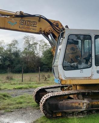 ESCAVATORE LIEBHERR 902 Litronic