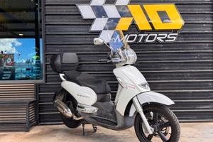 Aprilia Scarabeo 300