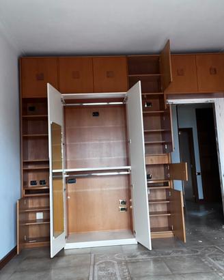 Mobile in legno