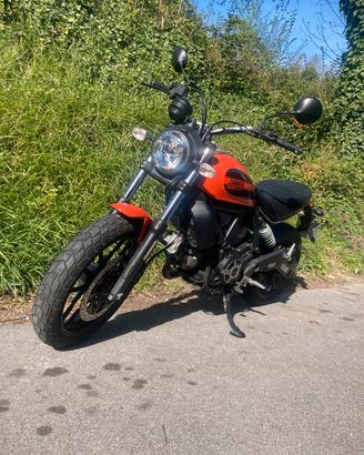 Ducati Scrambler Sixty2 - 400cc
