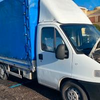Furgone Ducato centinato