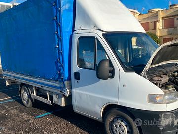 Furgone Ducato centinato