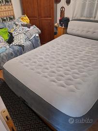 Letto matrimoniale gonfiabile 