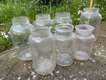 Lotto vetro Damigiane, vasi, fiaschetti, bottiglie