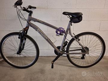 MTB adulto Dechatlon come nuova