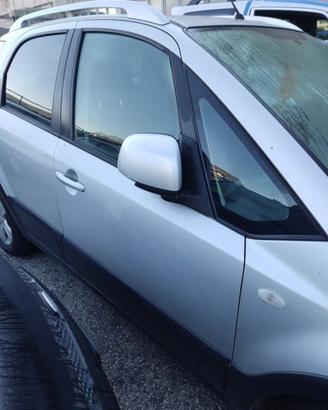 Porta anteriore dx nuda FIAT SEDICI del 2007