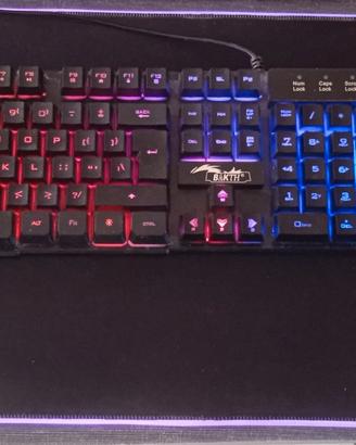 Tastiera, tappetino e mouse da Gaming 