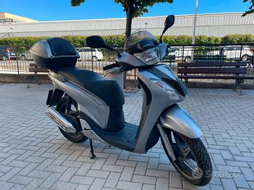 Honda sh 150 km 17700 2009