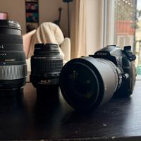 Nikon D5000 + 3 obiettivi (18-55, 18-105 e 70-300)