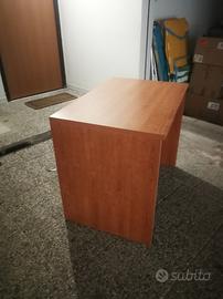 scrivania di legno P60cm L90cm H73cm
