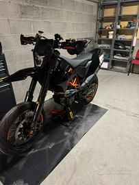 Ktm 690 smc
