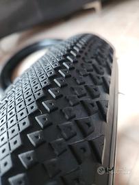 Copertoni 20x4.0 da strada x fat bike