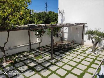 Pasqua a Pompei .Monolocali con giardino