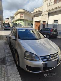 Golf 5 1.9 105cv