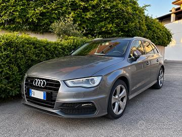 AUDI A3 SPORTBACK S-TRONIC 1.6 TDI 110 CV S-LINE