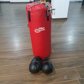 Sacco Boxe pieno, staffa da soffitto e Guantoni 