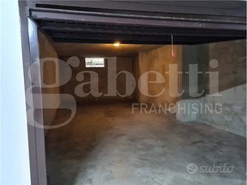 Box/Posto auto Milano [ENRICO_BOX40ARG]