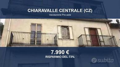 Immobile in asta di 256 m² con box auto a Chiarava