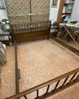 Letto completo in legno compresa rete matrimoniale