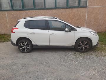 Peugeot 2008 del 2016 diesel 73 kw 