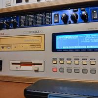 Akai
Akai CD3000XL