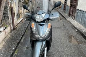 Scooter Honda SH300i