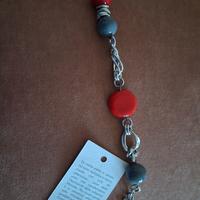 Bracciale con catena e pietre