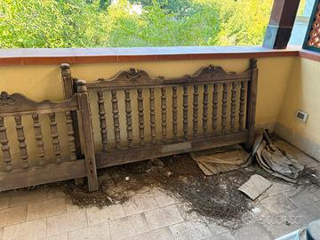 Testata e pediera di letto matrimoniale in legno