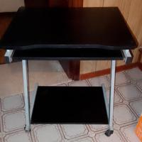 TAVOLINO PORTA PC DA ADOLESCENTI 