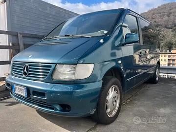 Mercedes-benz V 220 CDI cat Fashion