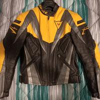 giubbotto Dainese  in pelle da moto da donna