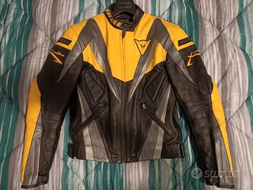 giubbotto Dainese  in pelle da moto da donna