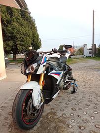 BMW S 1000 R.  2019