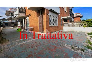 2 LOCALI A ARDEA