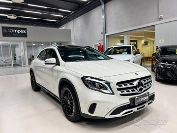 MERCEDES GLA 200D AUTOM. PANORAMA/LED/NAV