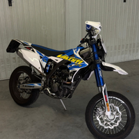 Motard suzuki valenti racing sm 125 km 7373