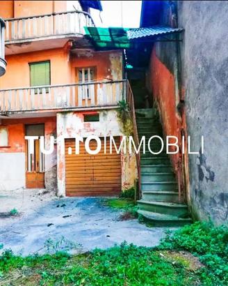 Casa indipendente di 370 m² a Gandino