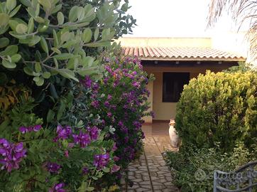 Villa con giardino e gazebo in residence privato