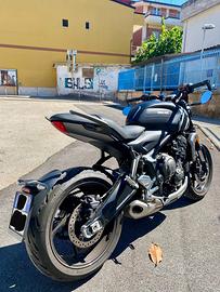 Triumph Trident 660 Matt Black – 14.200 km
