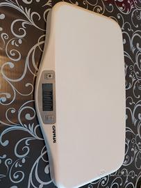 bilancia pesa neonati