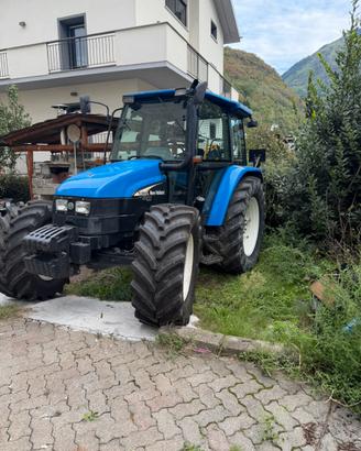 Trattore new holland tl 100